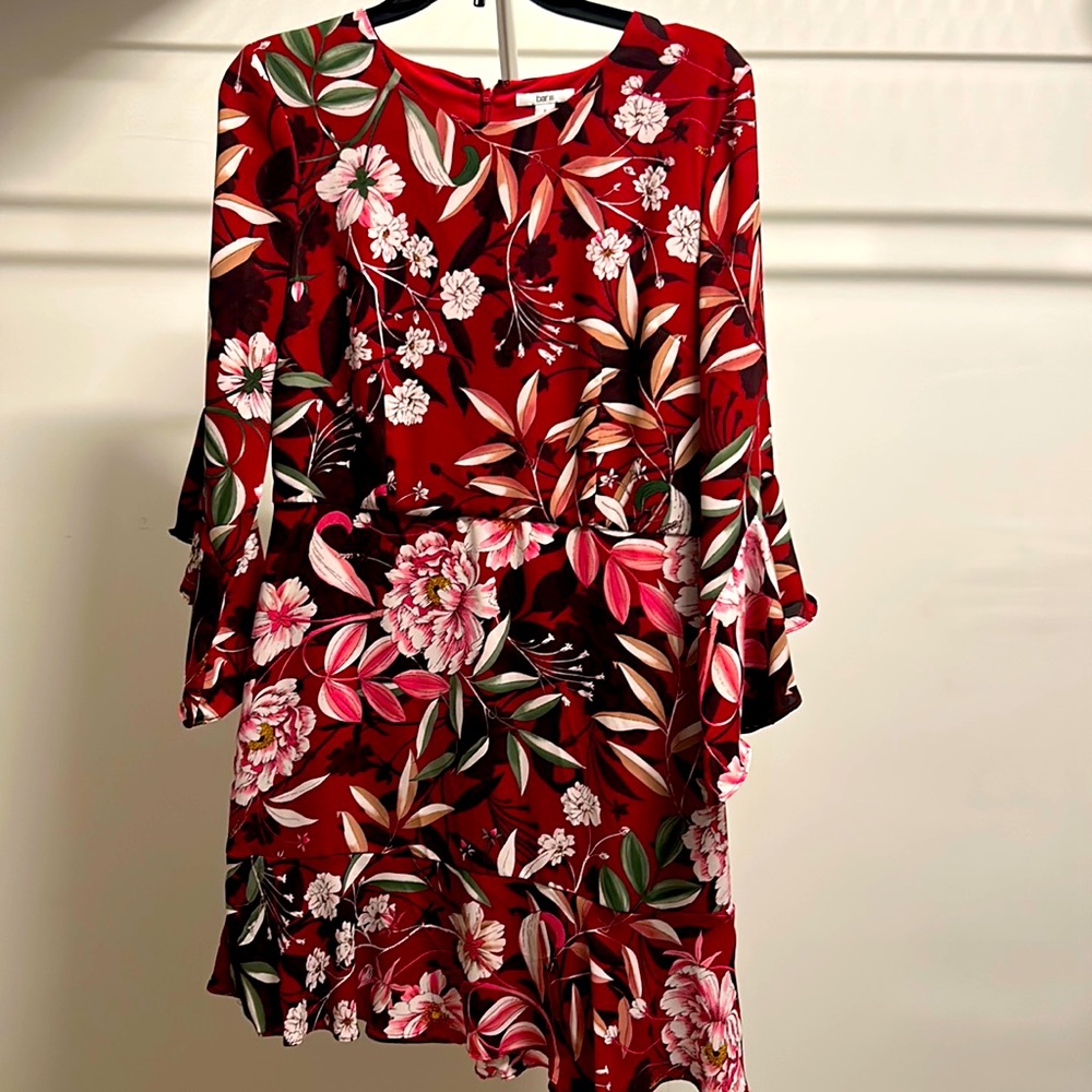 Bar III flower printed dress. Long sleeves.